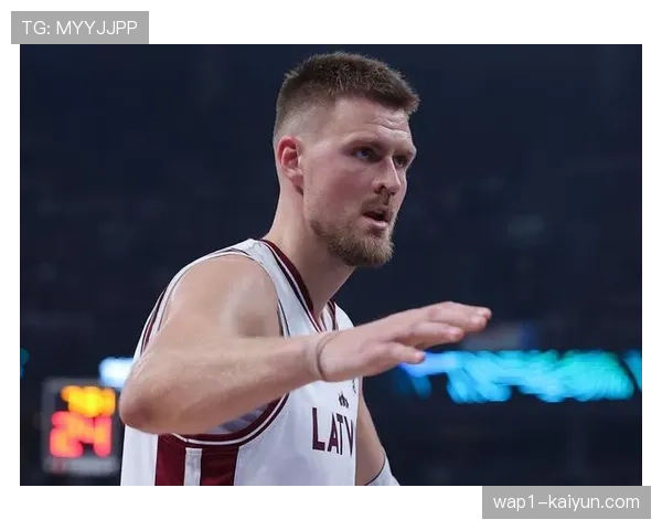 波尔津吉斯加盟勇士后空间型中锋如何改变球队进攻体系