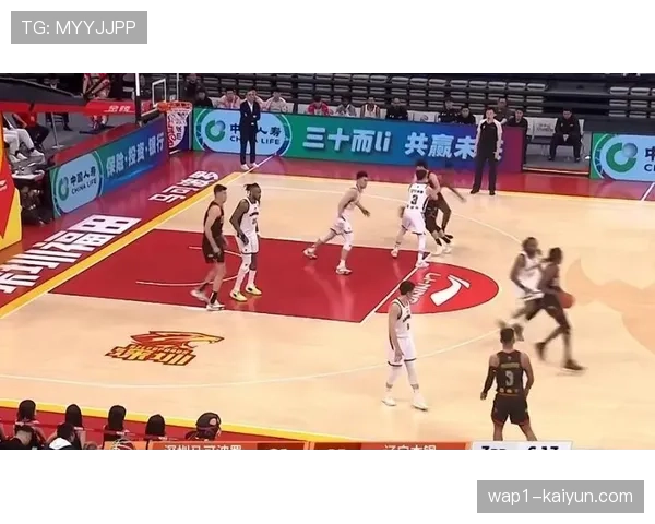 辽宁莫兰德场均9.2分10.4篮板护框大闸 但失误率17.2%联盟第14成防守转化隐患